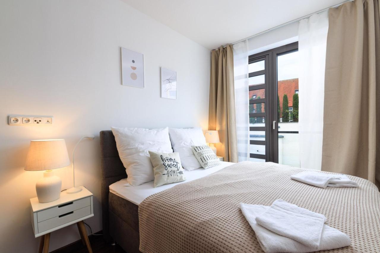 Global Living - Design Apartment I Rathausplatz I Kitchen I Augsburg Luaran gambar